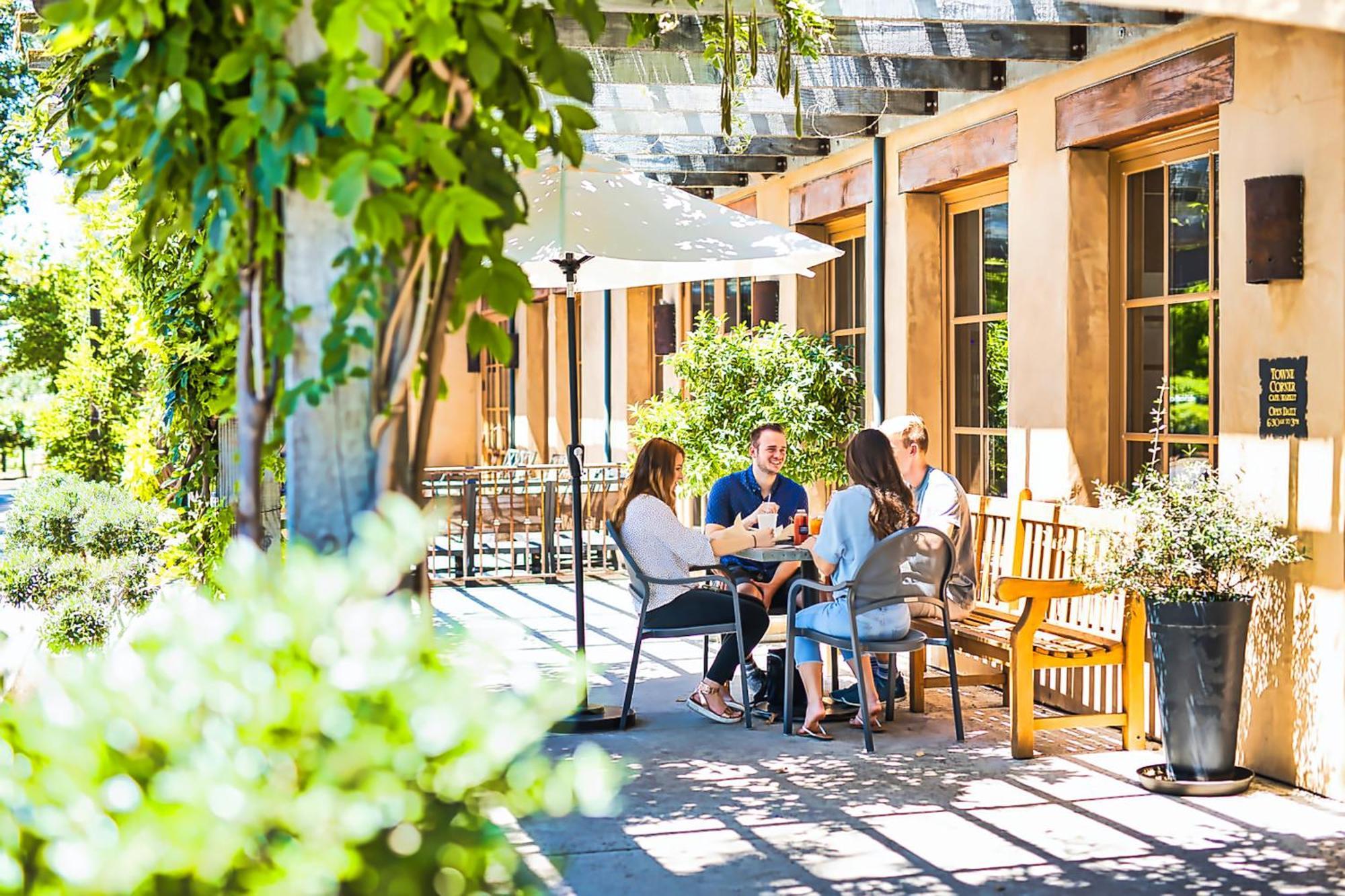 Wine & Roses Hotel Restaurant Spa 로디 외부 사진