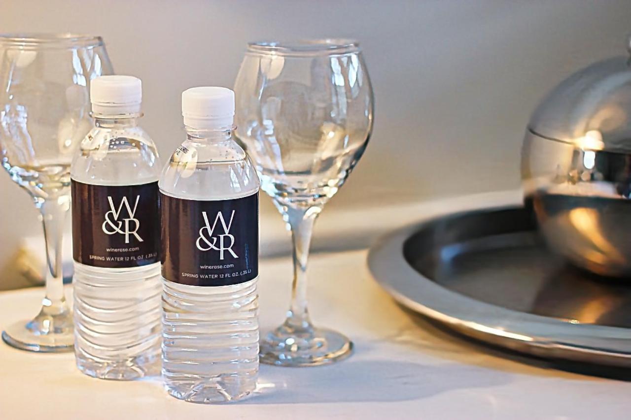 Wine & Roses Hotel Restaurant Spa 로디 외부 사진